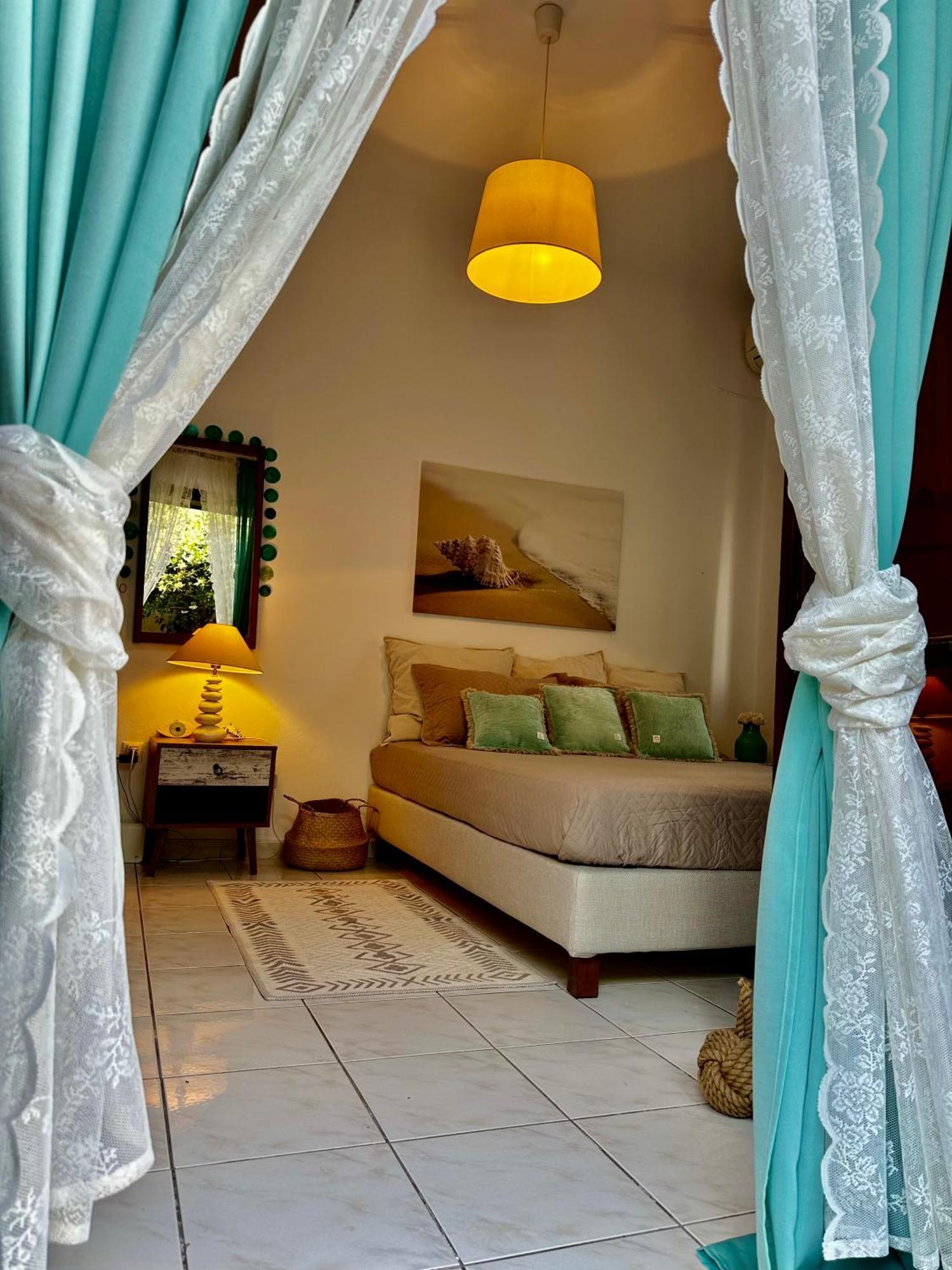 Eratous Seaside House Apartment Varnavas Екстериор снимка